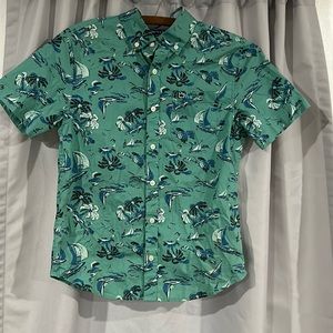 Crown & Ivy boys large button down short-sleeve